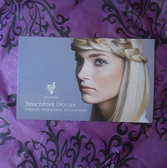 Beachfront Bronzer sample - Picture 2 of 2